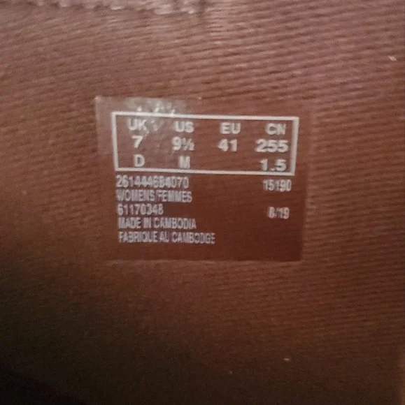 NEW Clarks Verona Gleam Leather Ankle Boots Comfort Collection Size 9.5 - Picture 9 of 10